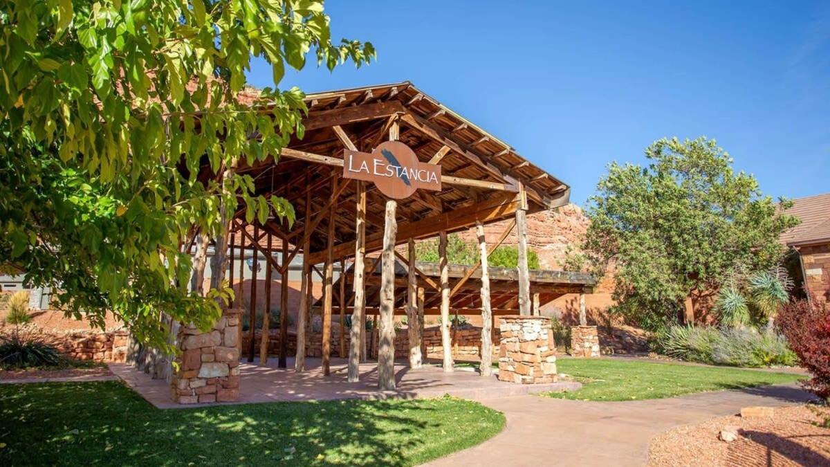Luxury Pet Friendly Holiday Home La Estancia Kanab Exterior photo