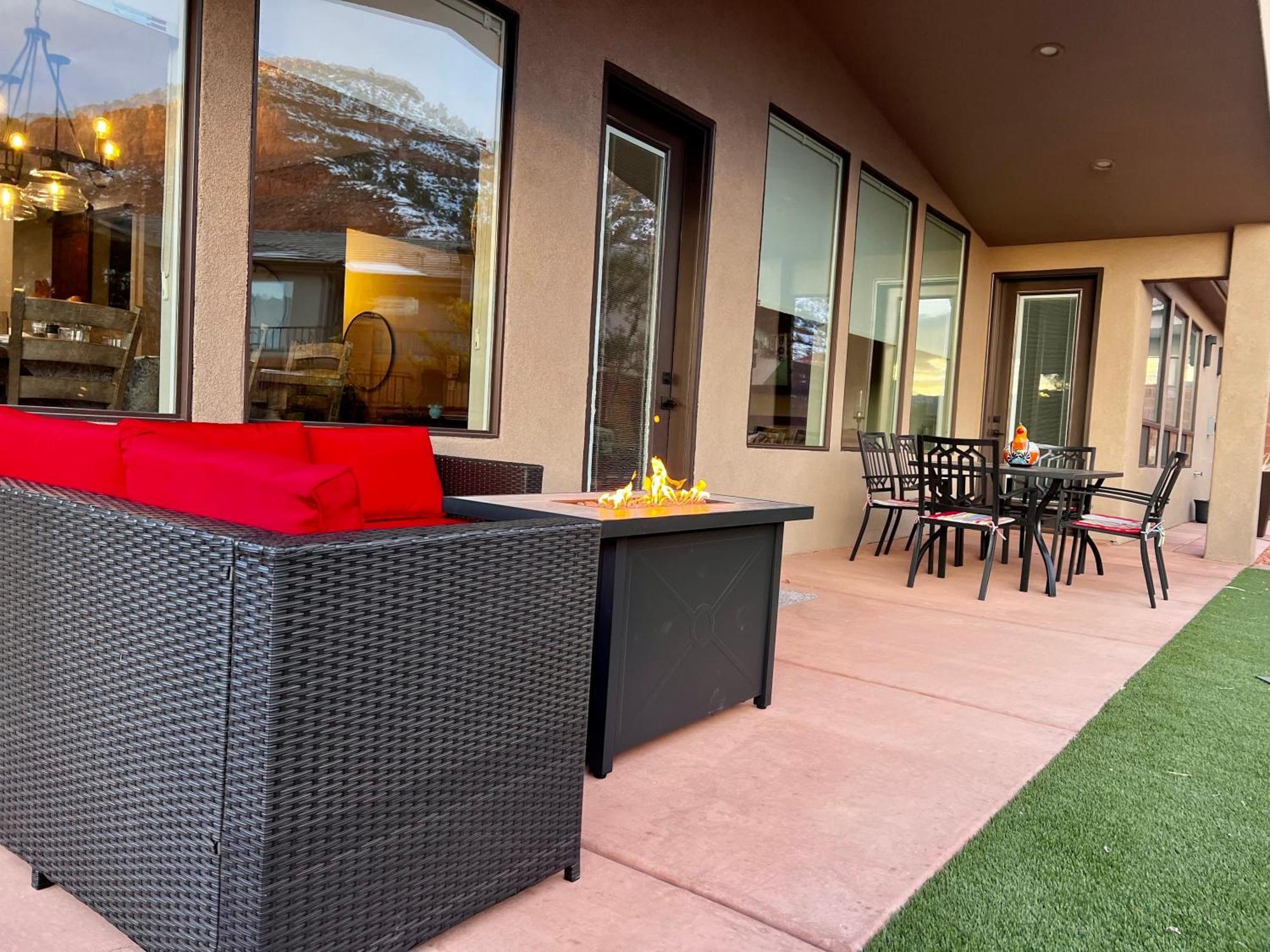 Luxury Pet Friendly Holiday Home La Estancia Kanab Exterior photo